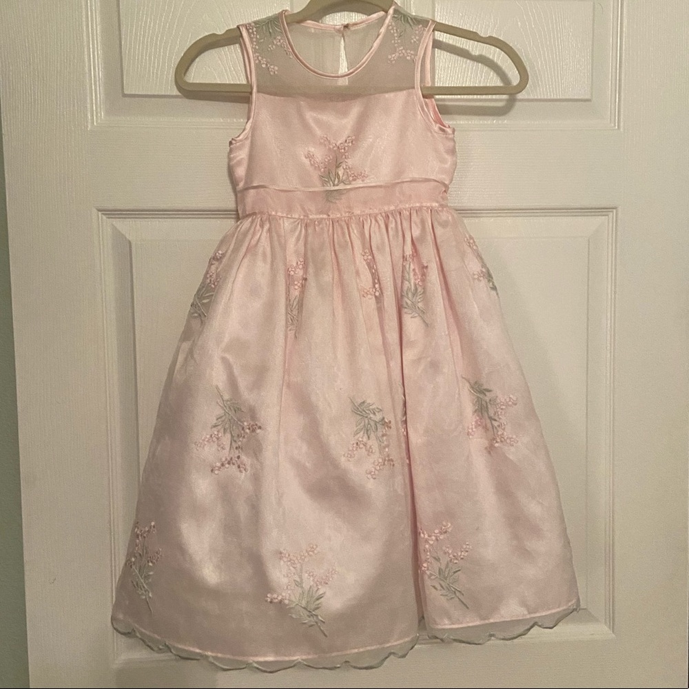 Girls dress